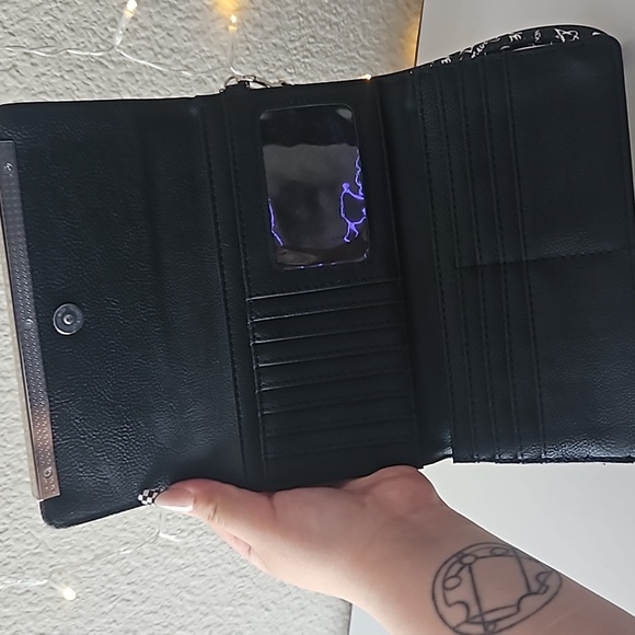 Steve Madden Wallet - Picture 3 of 3